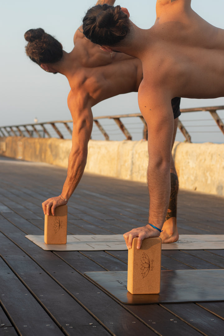 קוביית יוגה - שעם טבעי