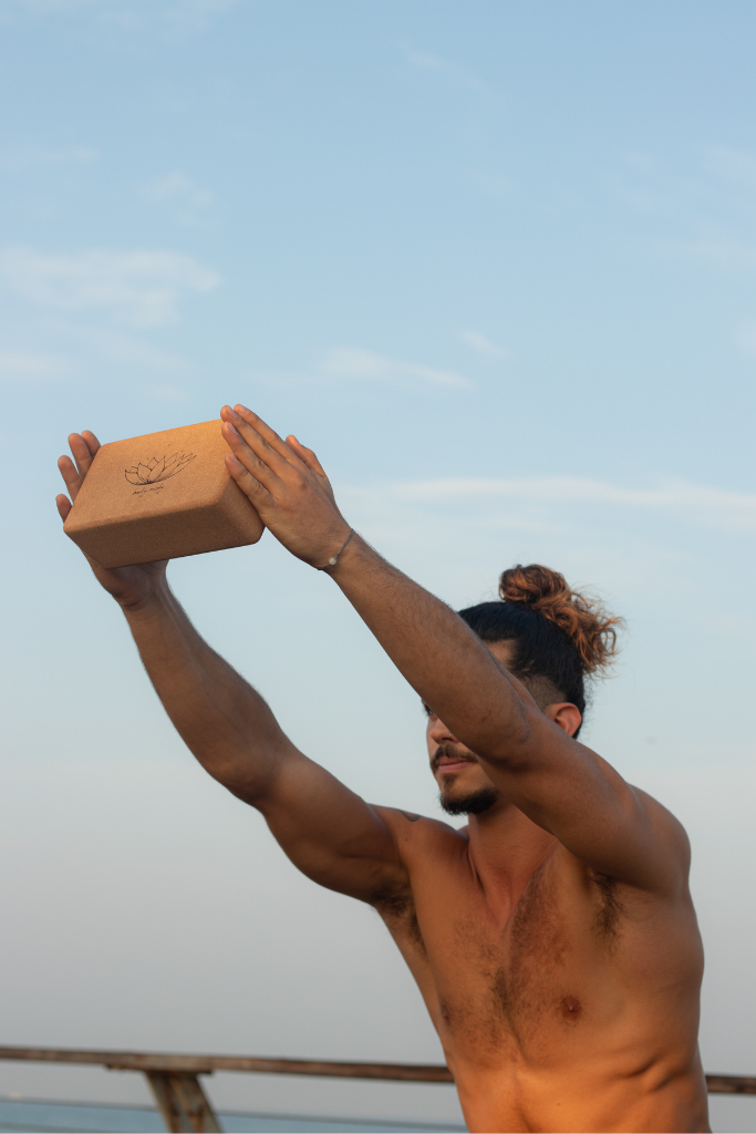 קוביית יוגה - שעם טבעי